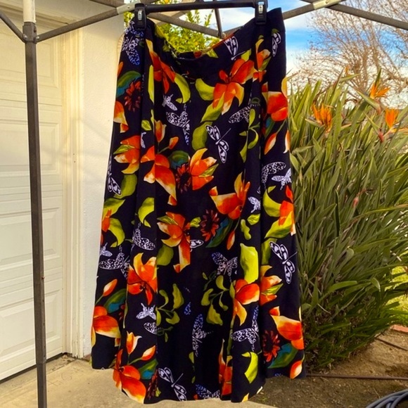 SOFT SURROUNDINGS BLACK SKIRT HIBISCUS & BUTTERFLIES & ORANGE ACCENTS … - Picture 2 of 7